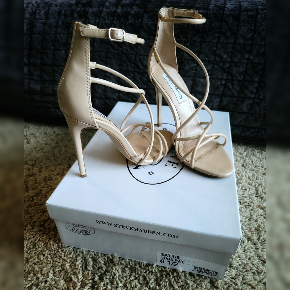Steve Madden Satire Nude Heels